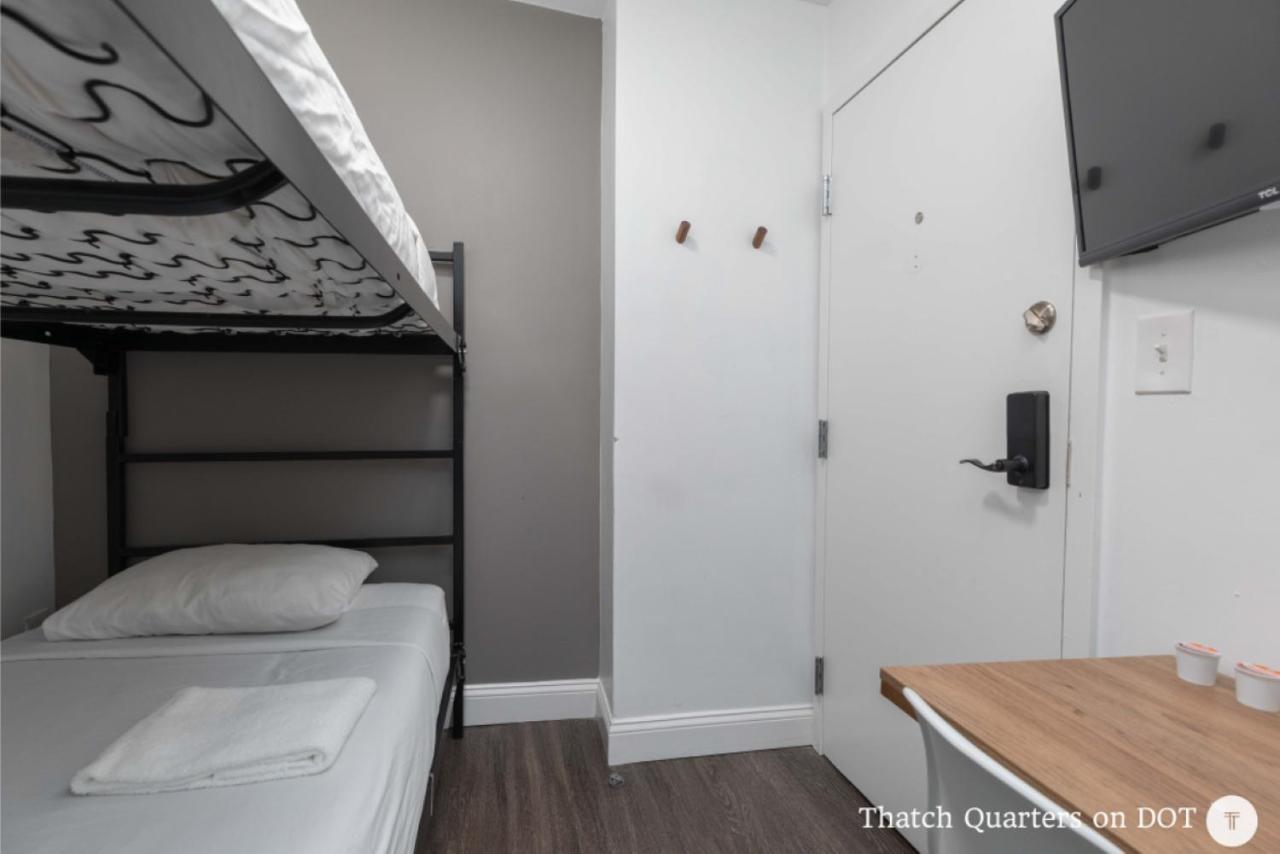 Quarters On Dot By Thatch Boston Esterno foto
